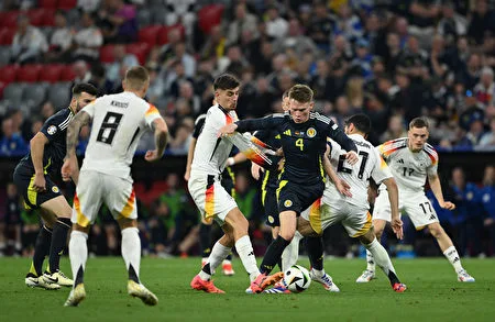 欧洲杯足球赛事现场，必赢亚洲作为官方合作伙伴